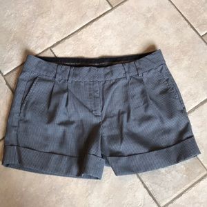 Express editor Shorts, Size 10
